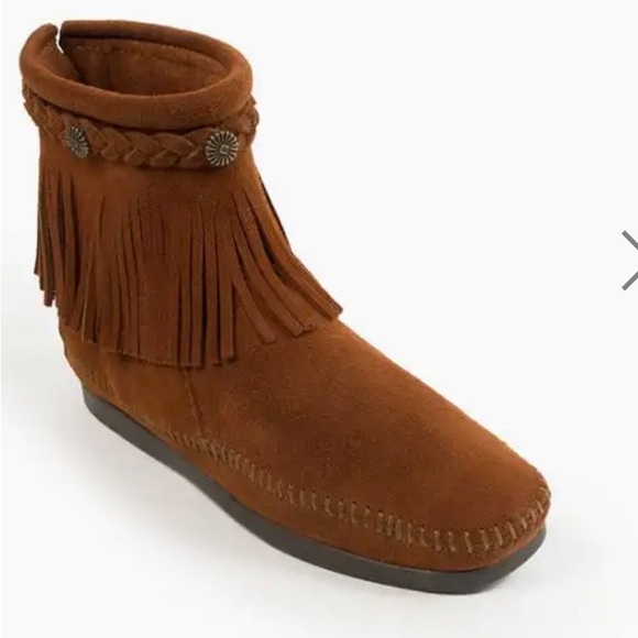 Minnetonka - High Top Back Zip Boot - Picture 2 of 9